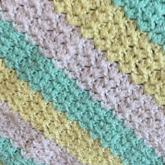 Handmade Pastel Green Yellow White Crocheted Baby Blanket Afghan Throw - Picture 2 of 4